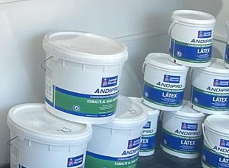 Pinturas y esmaltes